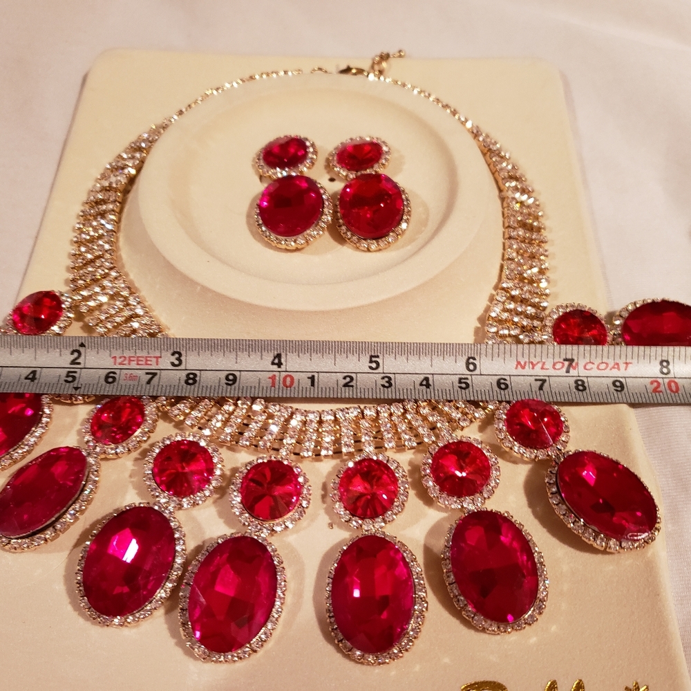 Red Ruby Rhinestone Necklace Set - Picture 12 of 12